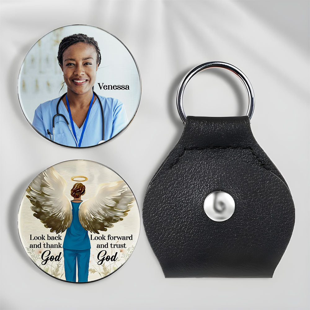 Look Forward And Trust God Nurse Pocket Hug Keyring